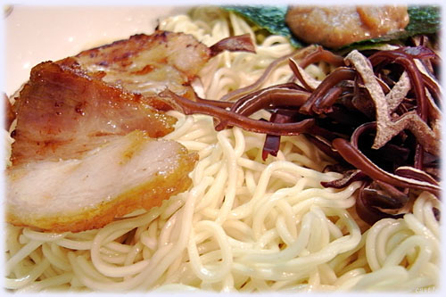 珍しい細麺