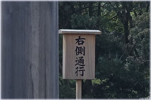 {