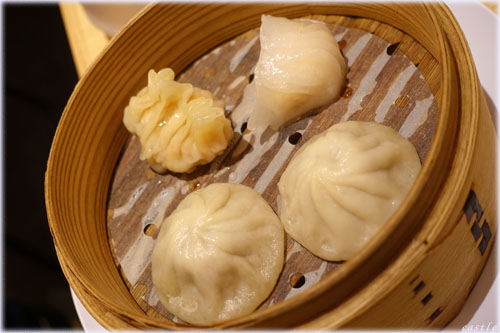 京華小吃(ジンホワ)の小籠包