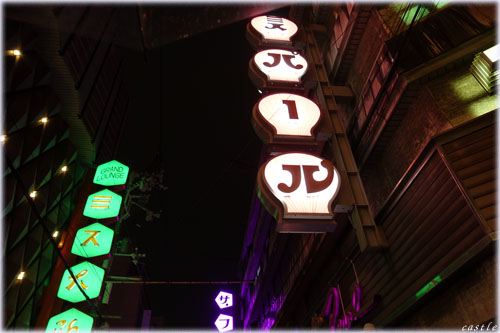 Ŕ