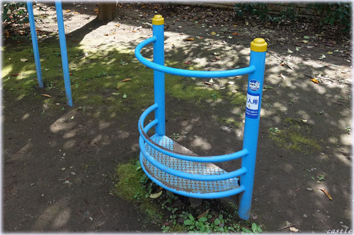 亀塚公園でストレッチ