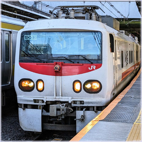 East i-E