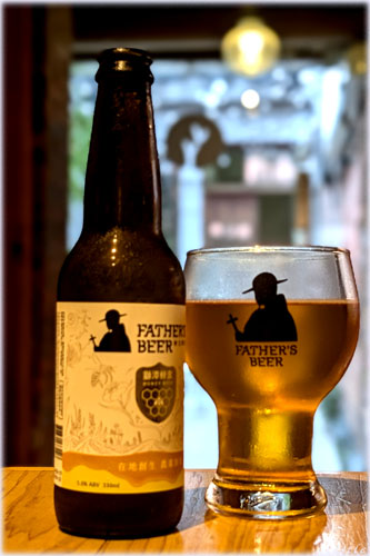  �����X�Ńr�[��