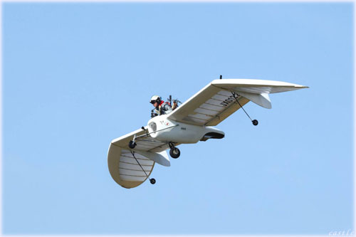 ���[���F