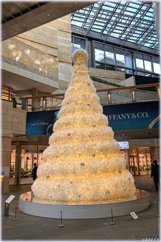 �e�B�t�@�j�[�̃c���[